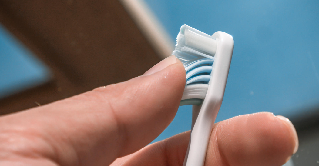 基礎口腔清潔仍為(wèi)主流需求，多(duō)元化(huà)需求得(de)以延伸